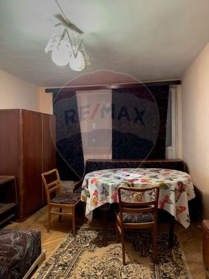 Garsoniera de închiriat- Calea Bucuresti - Fotografie 1