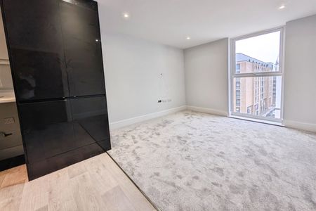 Clarendon Apartments, SO14 - Photo 2