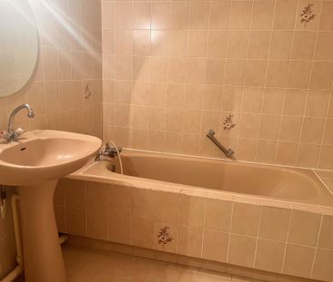 Location Appartement 2 pièces 51m² ANGOULEME 16000 - Photo 6