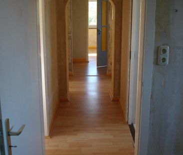 Dachgeschosswohnung mit Balkon - Foto 1