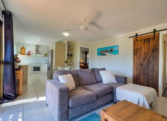 1/3 Heran Court Urangan QLD - Photo 1