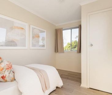 A Tranquil, Leafy and Convenient Home - Photo 4