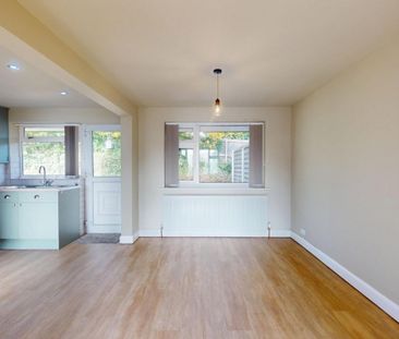 3 bedroom House To Let Total Size: 958 SQ FT - Photo 4