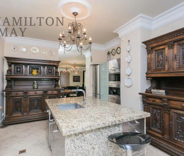 Elegancka willa z basenem w Konstancinie - Zdjęcie 6