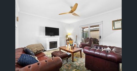 Timeless Character meets Contemporary Sophistication - Photo 4