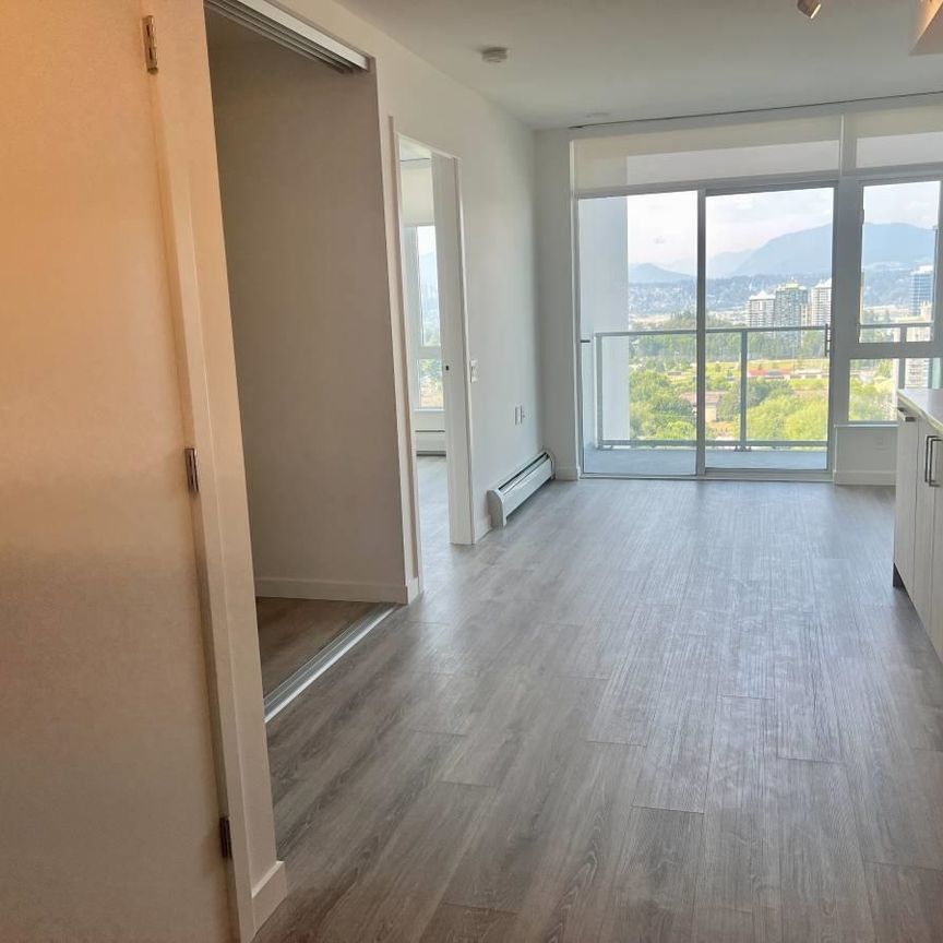 13350 Central Ave Avenue #1703, Surrey, BC V3T0S1 - Photo 1