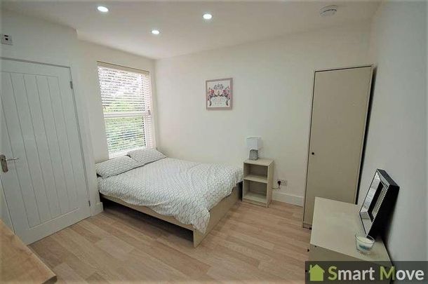 Williamson Avenue, Studio, Peterborough, Cambridgeshire, PE3 - Photo 1