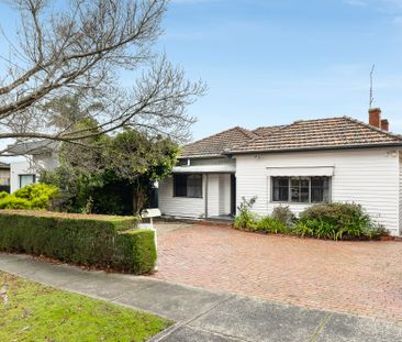 24 Hilltop Avenue, - Photo 4