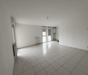 Location Appartement 2 pièces 52m² LE PEAGE DE ROUSSILLON 38550 - Photo 4
