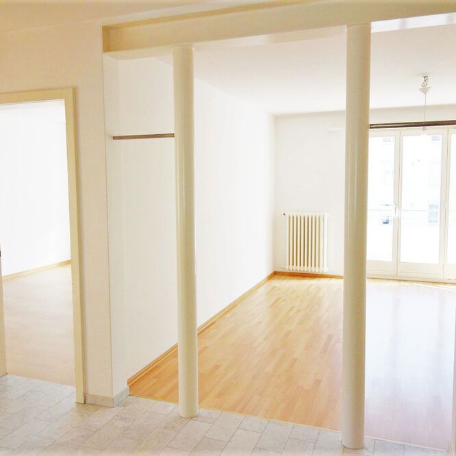 Schöne, helle Wohnung nur 1 Minute vom Rheinufer entfernt - Foto 1