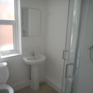 Room 2, 307, Plungington Road, Preston - Photo 3