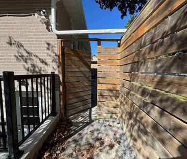 For Lease - 145 Harrison Drive Unit# Lower 2, Newmarket, Ontario - Photo 1