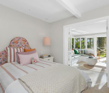 ENCHANTING PITTWATER RETREAT ABOVE PARADISE BEACH - Photo 5