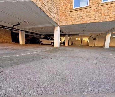 Mowbray House, Mowbray Square, Harrogate, North Yorkshire, HG1 - Photo 2