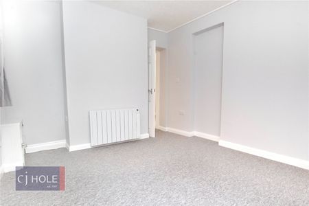 Severn Road, - Photo 3