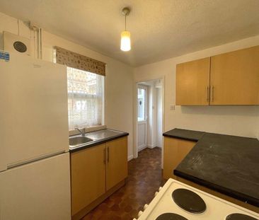 3 bedroom terraced house to rent - Photo 6