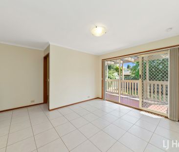 13 Leisler Place, Palmerston ACT, Belconnen - Photo 3