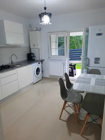 Vila langa Primaria Miroslava LUX 950 euro - Fotografie 2