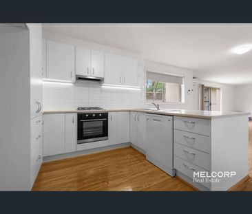 4/18 Bleazby Street, Bentleigh, Vic 3204 - Photo 3