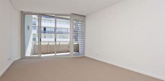 MGM MARTIN – AIR CONDITIONED TWO BEDROOM APARTMENT - Photo 2