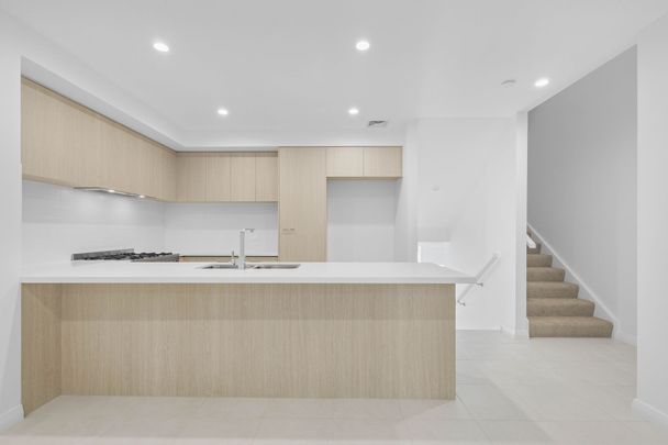 Luxe Family Retreat in Oran Park - Photo 1