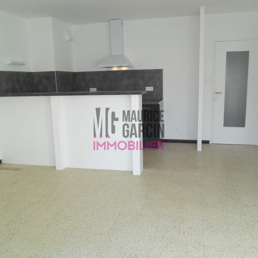 A LOUER - APPARTEMENT BEAUMES DE VENISE - 2 pièces 43.47m² - Photo 1