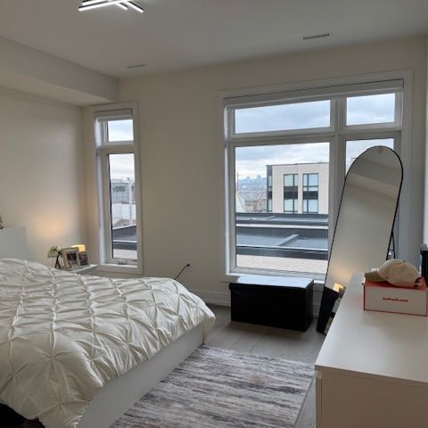 For Lease - 188 Mcroberts Avenue Unit# West Bedroom, Toronto, Ontario - Photo 1