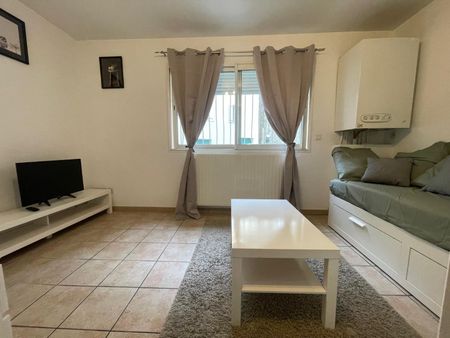 Location Appartement 2 pièces 29m² VALS LES BAINS 07600 - Photo 3