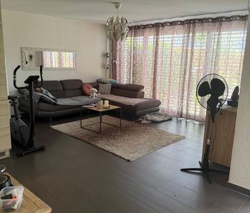 Grand appartement à louer avec place de parc intérieure - Foto 1