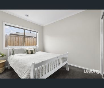 15 Sunny Street, Sunbury, Vic 3429 - Photo 1
