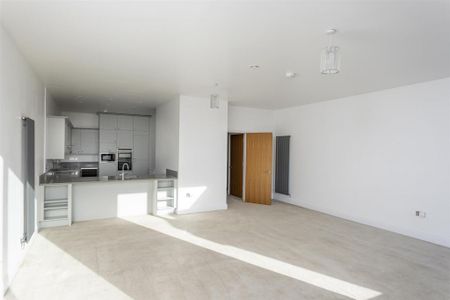 3 bedroom apartment to rent - Photo 5