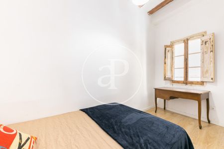 Apartment for rent in El Born, Barcelona - Photo 4