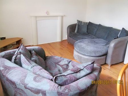 2 bedroom maisonette to rent - Photo 5