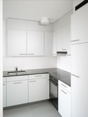 "Living in Surinam" - Photo 1