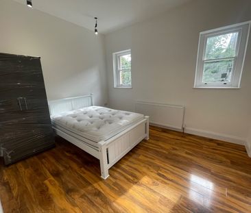 Room in a Shared Flat, Emmanuel House, CR2 - Photo 3