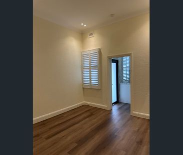 Newly Renovated Two-Bedroom Home - Photo 5