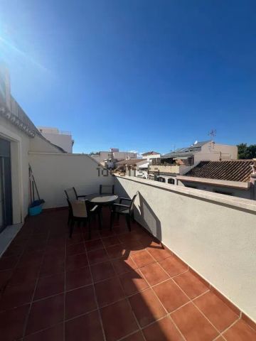 Alquiler de ático en Calle Victoria - Photo 5