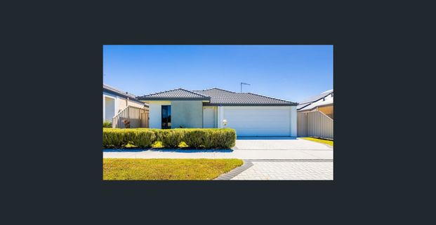 Modern Family Home in a Peaceful Coastal Location - 38 Fortescue Boulevard, Two Rocks - Photo 1