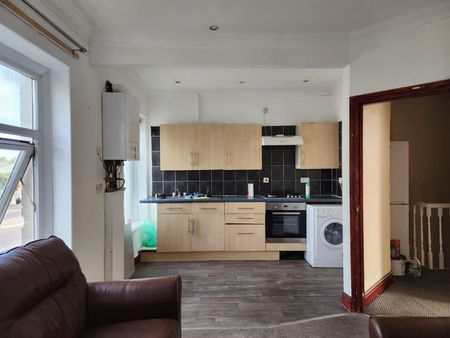 2 Bed Flat To Let On Clive Street, Cardiff - Photo 3