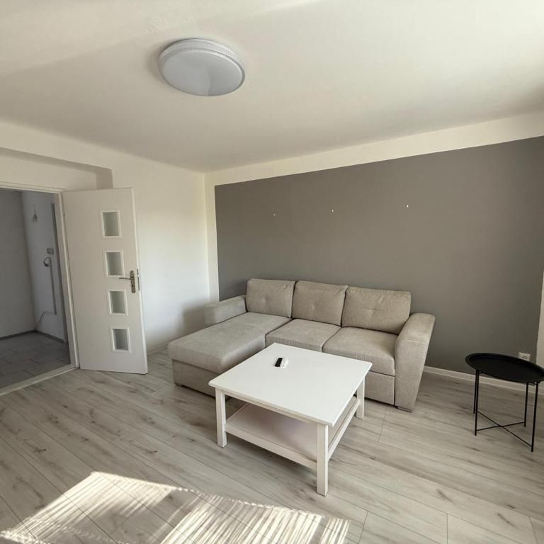 Pronájem bytu 3+1 60 m2 - Photo 1