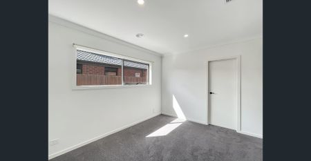 🏡 Brand New 4-Bedroom House in Wallan - Photo 3