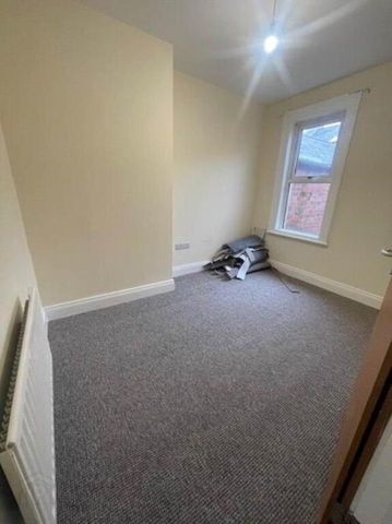 19 Willowholme Street, Ballynafoy, Belfast, BT6 8NW - Photo 2