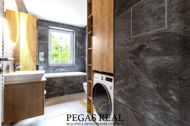 Pronájem luxusního bytu 2KK / 60 m - Photo 1