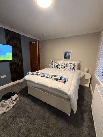 Main Street - Photo 5