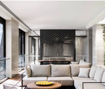 “Stylish and Sophisticated 2 Bedroom Apartment” - Photo 3