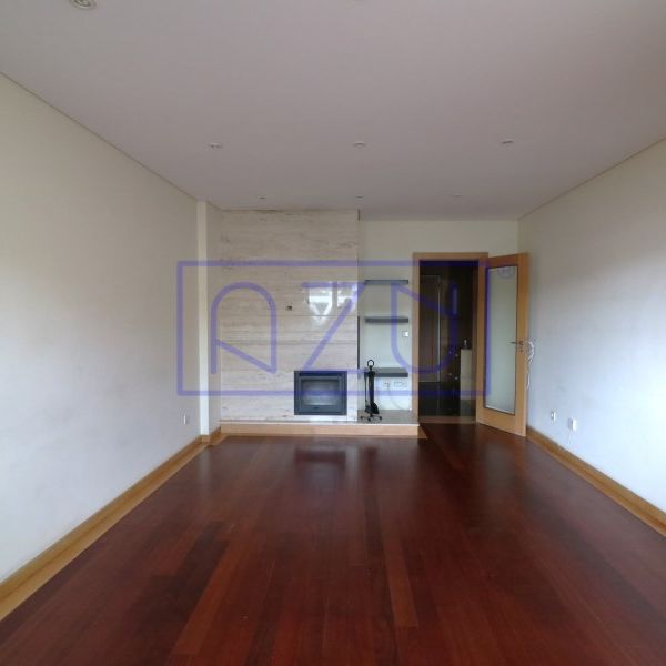 Apartamento T2+1 em Porto - Photo 1