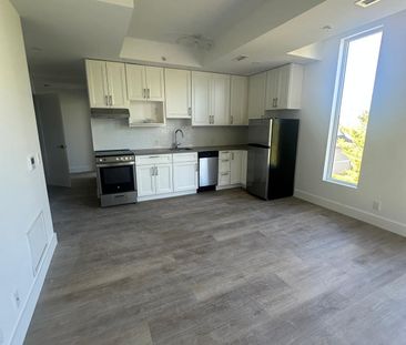 841 Grenon Ave - Photo 2