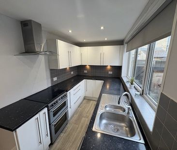 Brunshaw Road - Photo 6