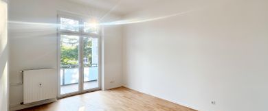 KREFELD-STADTMITTE: SCHÖNE 3-ZIMMER WOHNUNG ZU MIETEN! - Photo 1