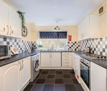 🌿 Modern Living, No Fuss – Beautiful Houseshare in Nuneaton - Photo 4